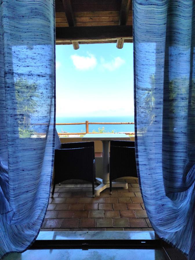 מאלפה Eoliano B&B מראה חיצוני תמונה