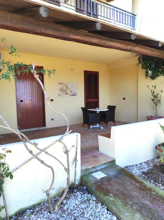 מאלפה Eoliano B&B מראה חיצוני תמונה