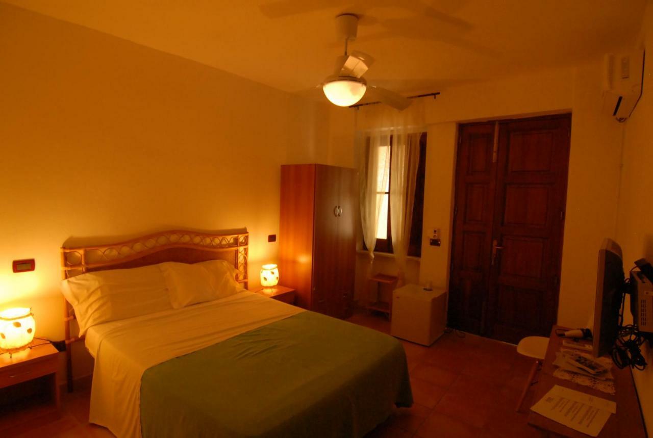 מאלפה Eoliano B&B מראה חיצוני תמונה